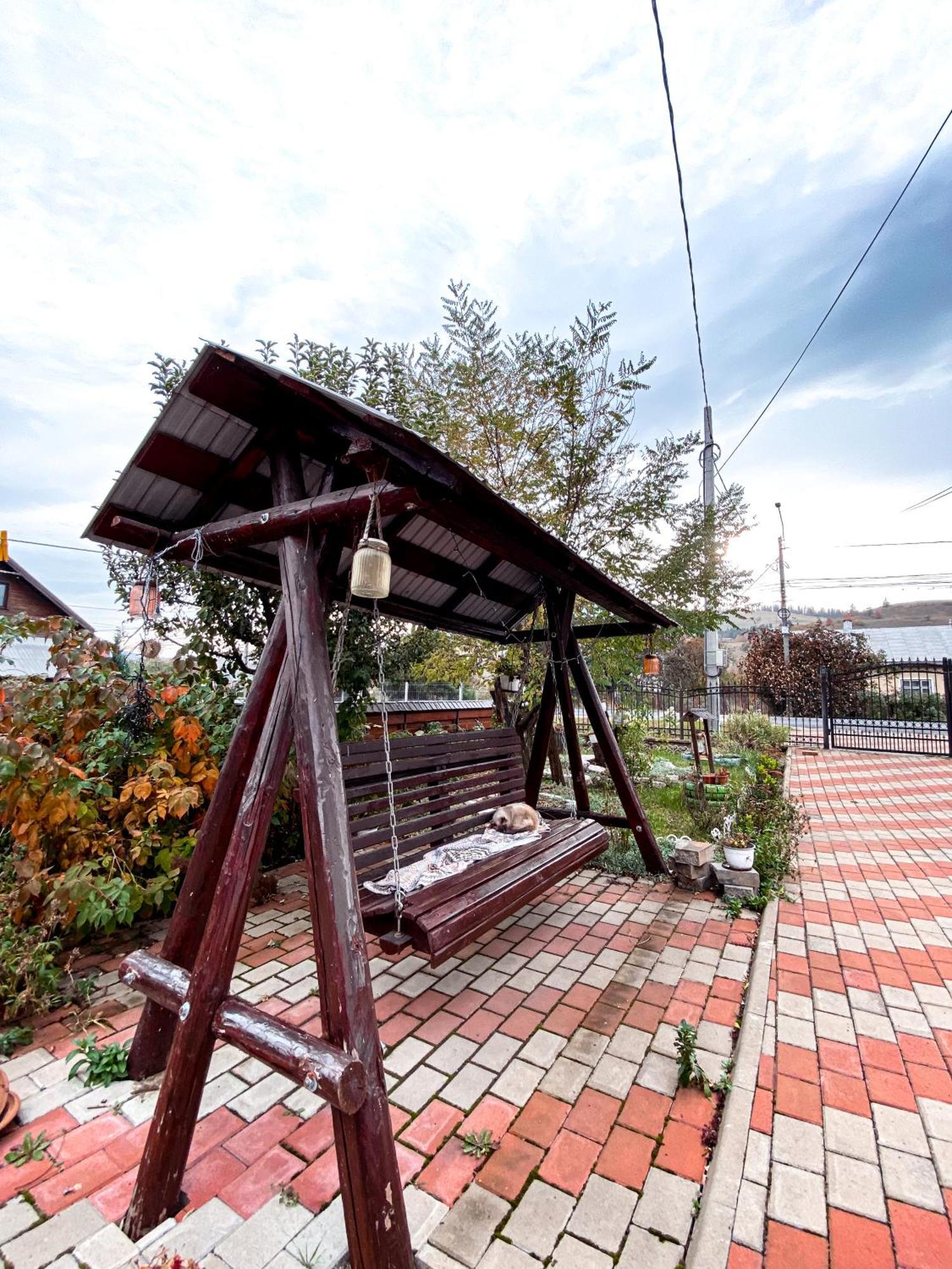 Casa Irina Hotel Mînăstirea Humorului Exterior foto